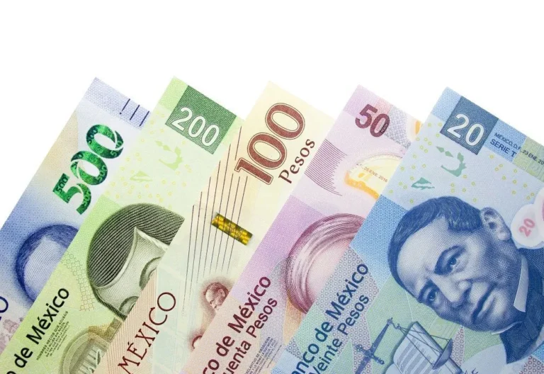 Mexican Peso Gains Marginally as USD Reverses, Fed Rate Hike Expectations Shape USD/MXN Outlook